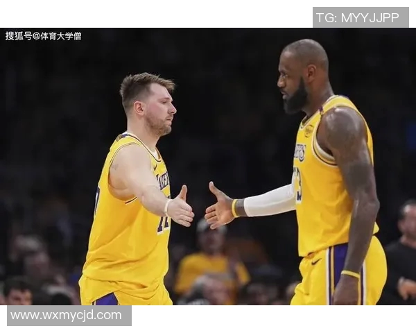 湖人对决快船12月26日精彩直播全程回顾与分析